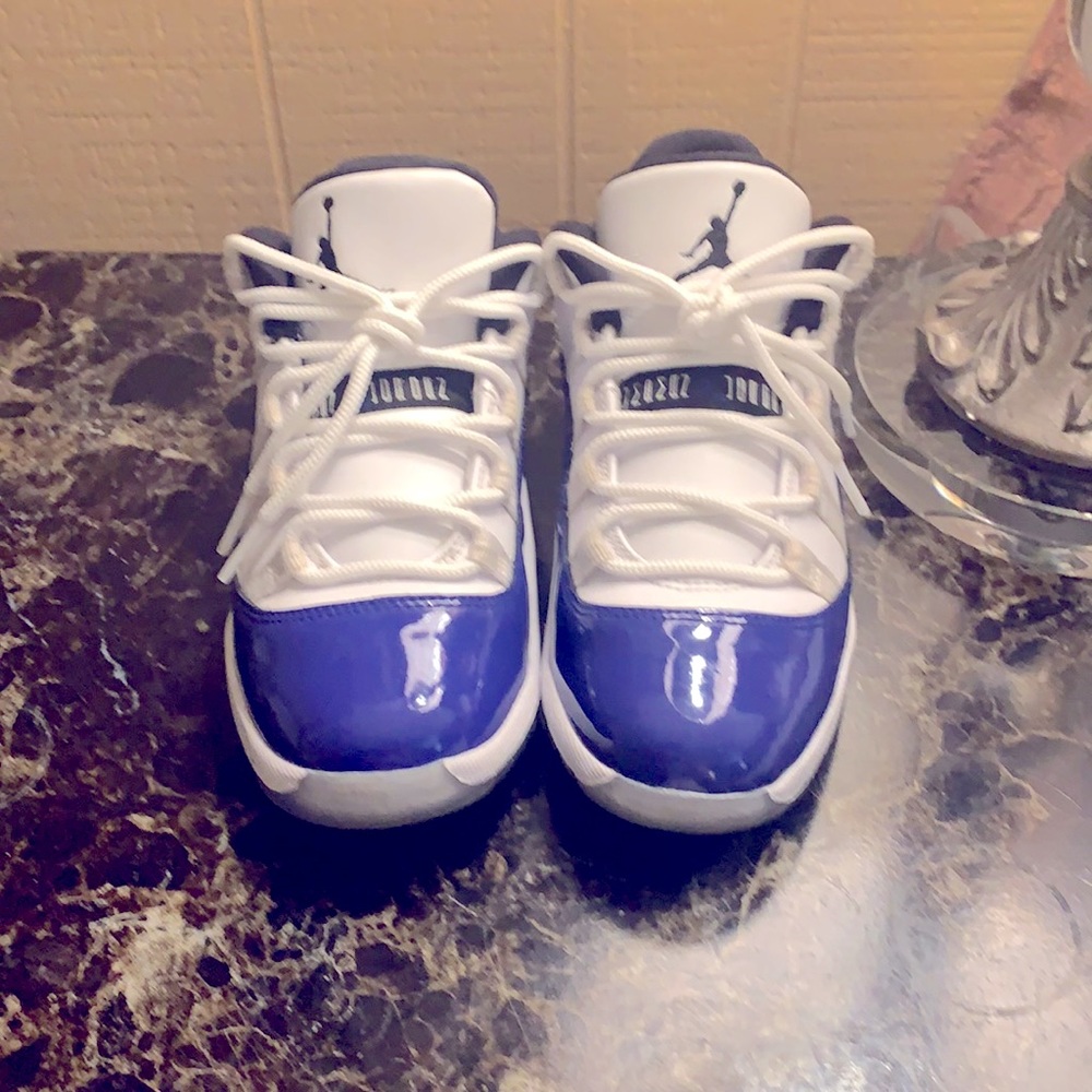 💙🤍 Jordan XI 🤍💙
